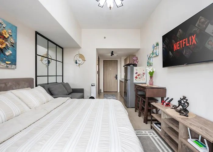 Cozy & Modern Near It Park - Pool, Gym Appartement