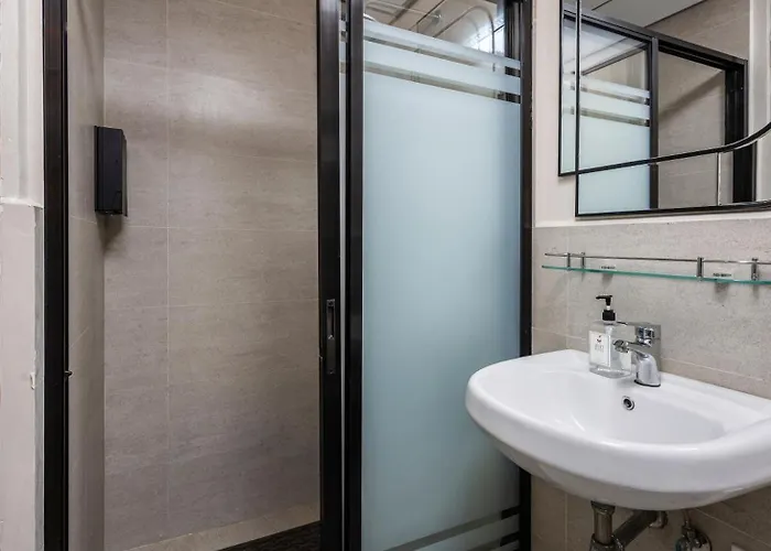 Cozy & Modern Near It Park - Pool, Gym Cebu