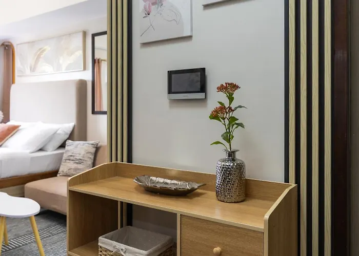 Cozy & Modern Near It Park - Pool, Gym Apartment Cebu