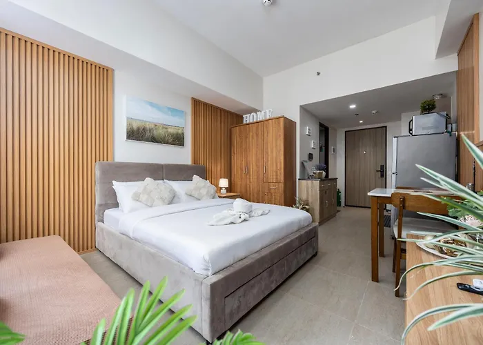 Cozy & Modern Near It Park - Pool, Gym