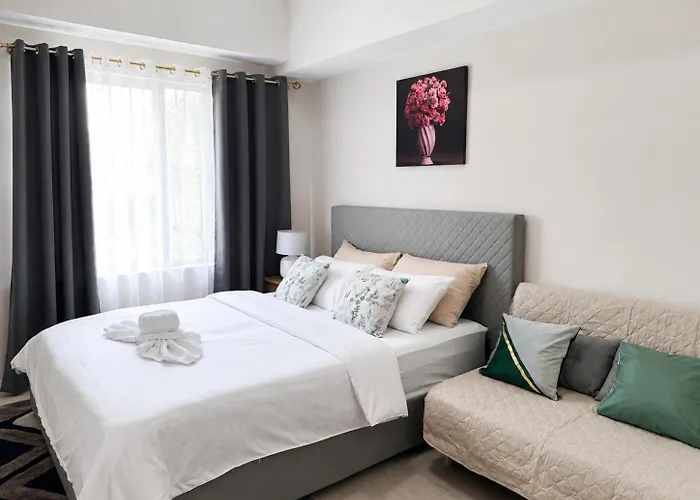 Cozy & Modern Near It Park - Pool, Gym *