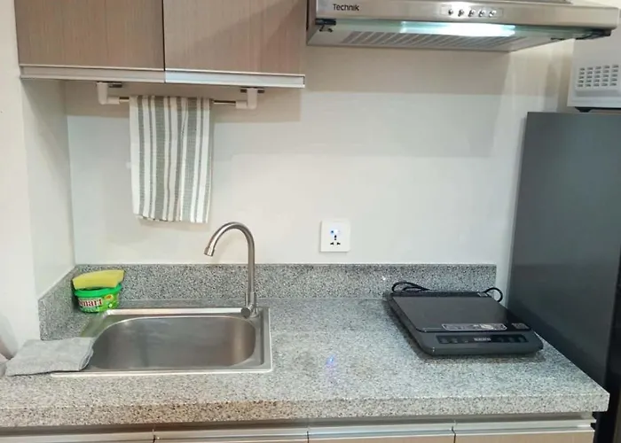 Cozy & Modern Near It Park - Pool, Gym *